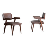Paire de fauteuils en bois et cuir marron, Italie années 50