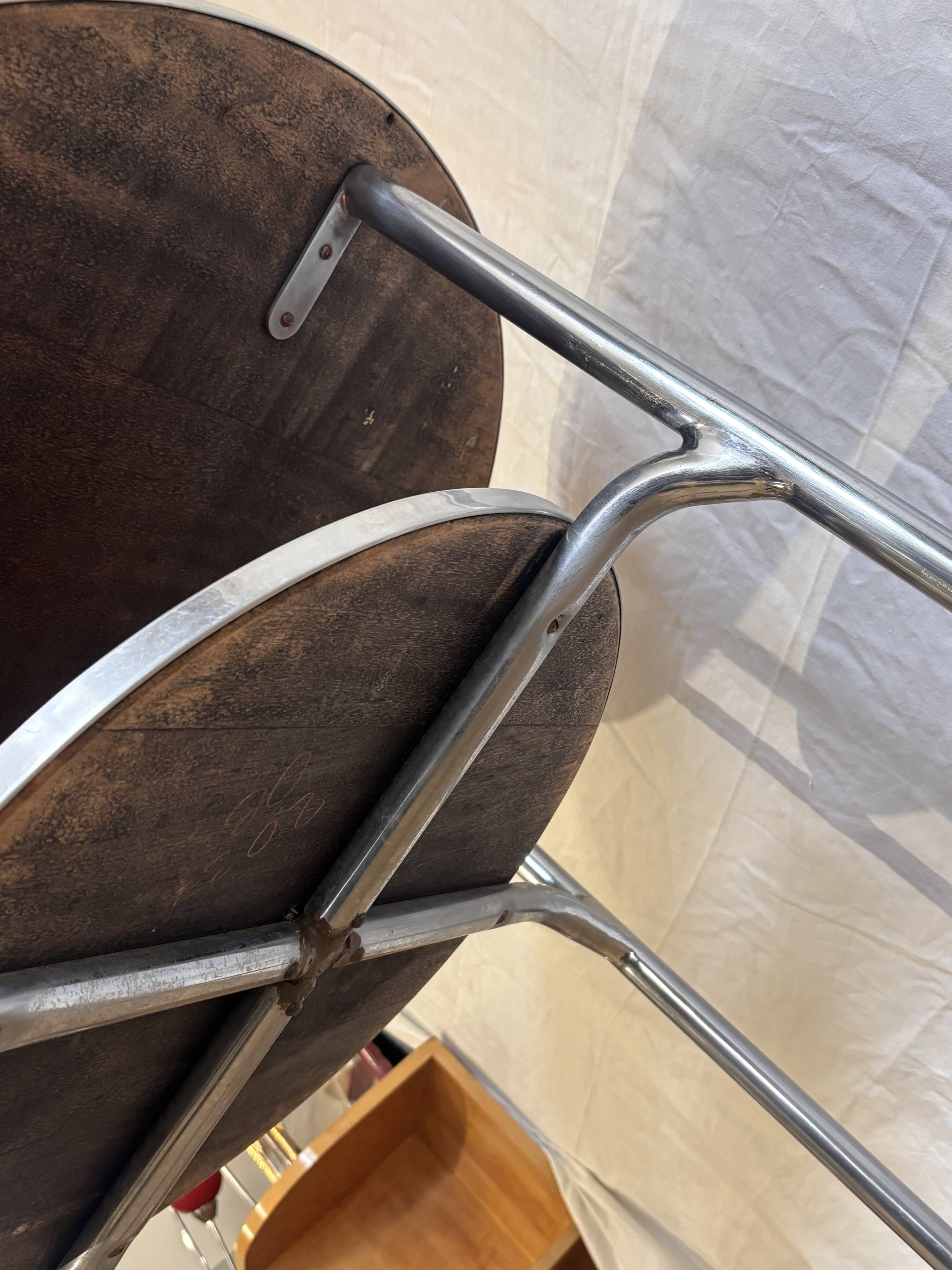 Bauhaus gueridon 1940 chrome