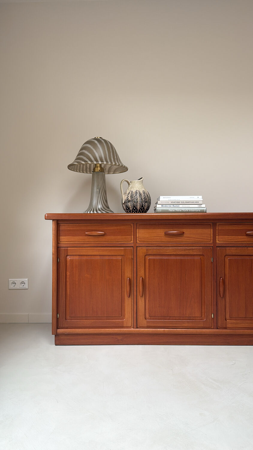 Vintage teak wooden Dyrlund sideboard