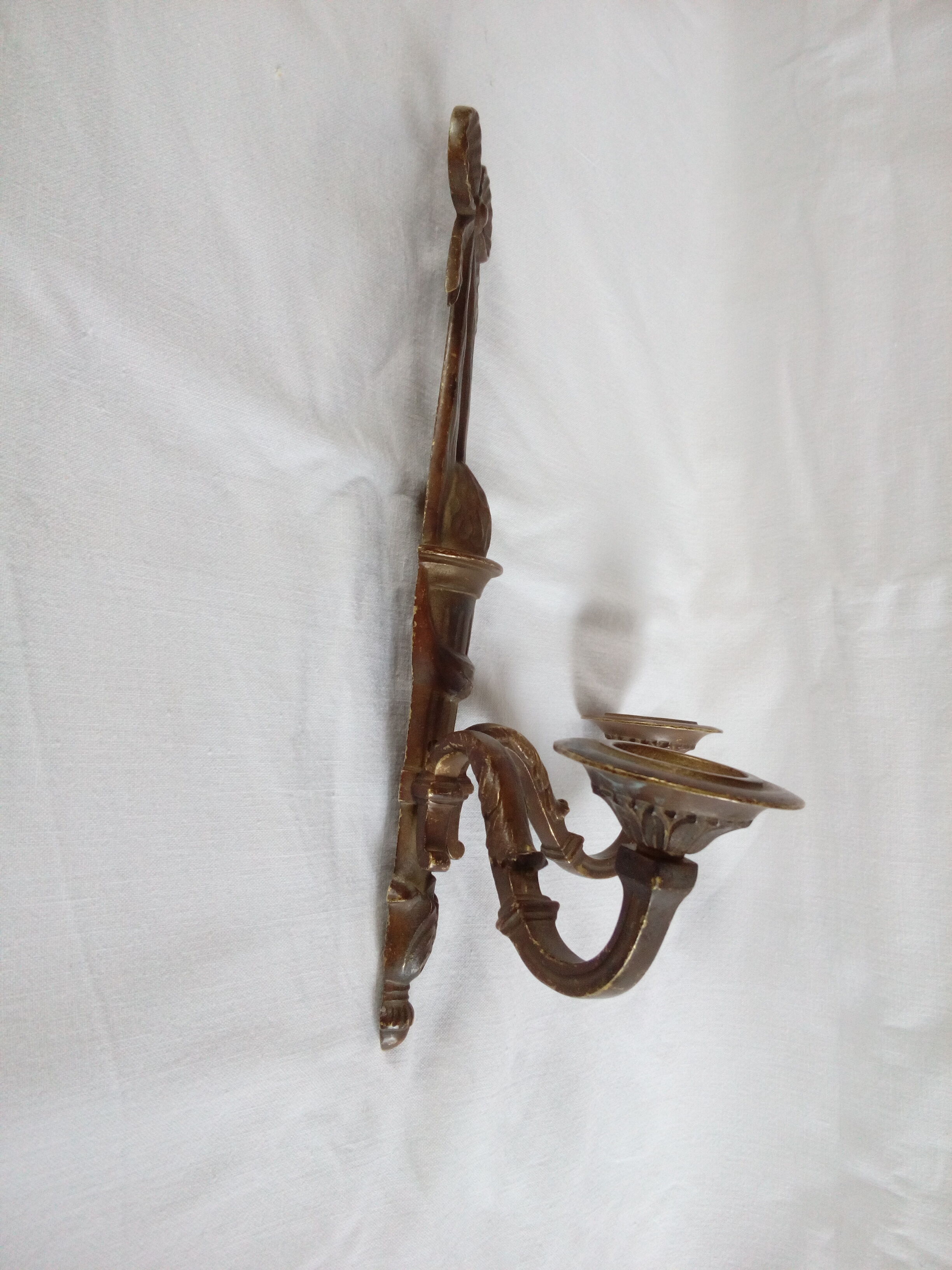 Patinated bronze wall lamp in louis XVI ribbon style