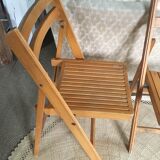 Lot of 2 folding chairs