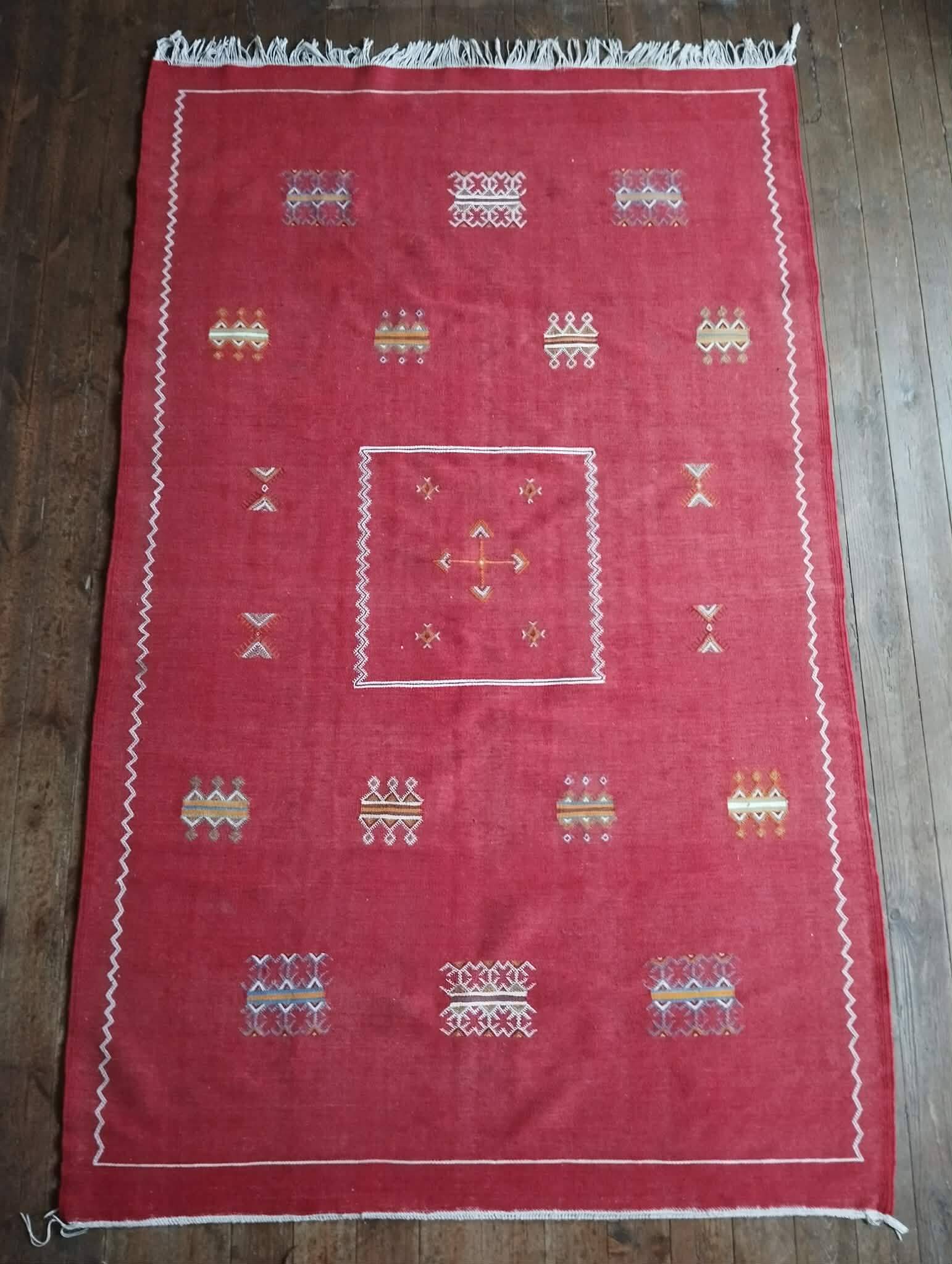 Handmade Berber rug 254x157cm