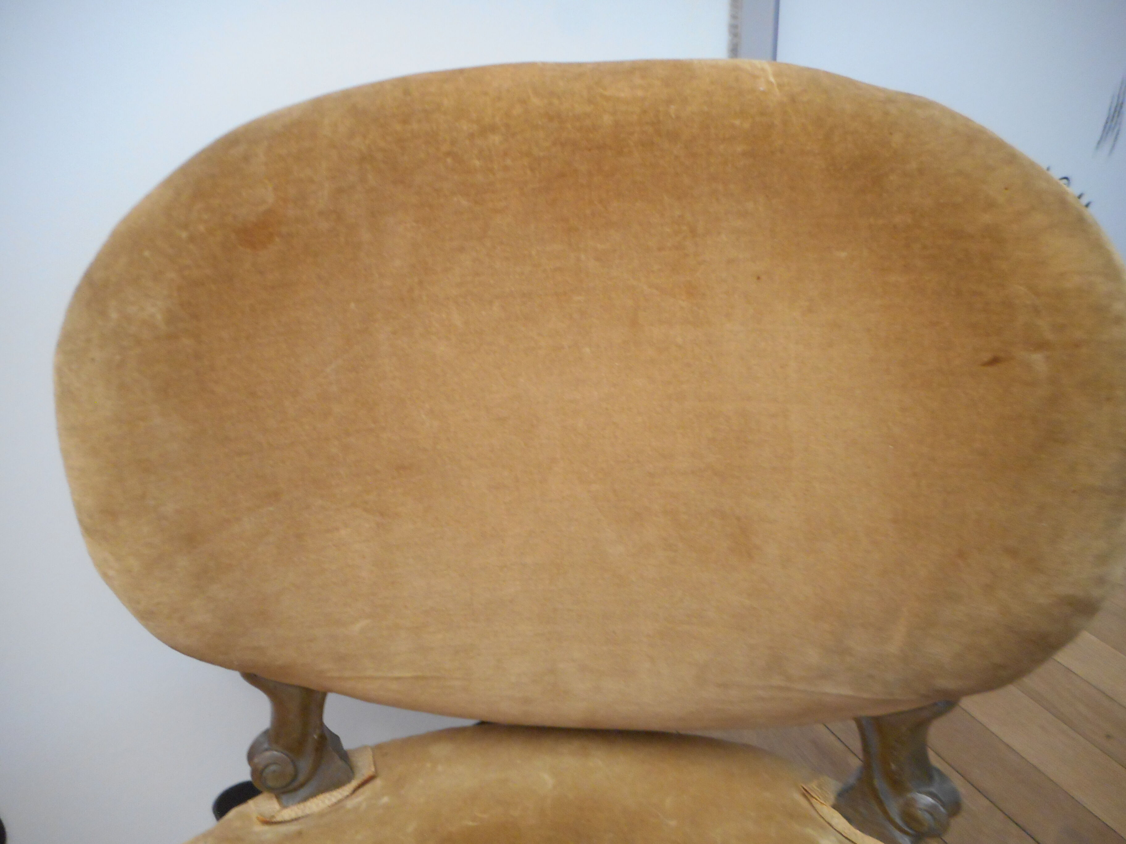 Fauteuil chauffeuse Napoléon III velours vieil or