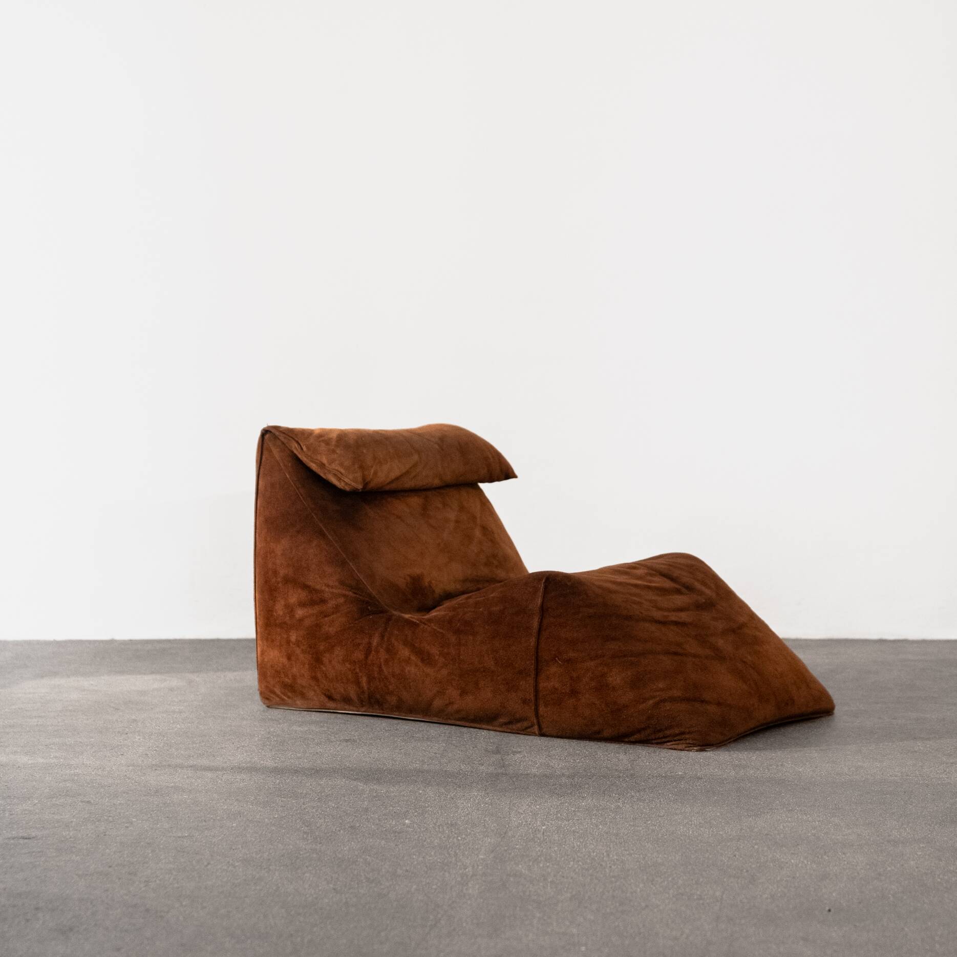 Bambole chaise longue by Mario Bellini for B&B Italia