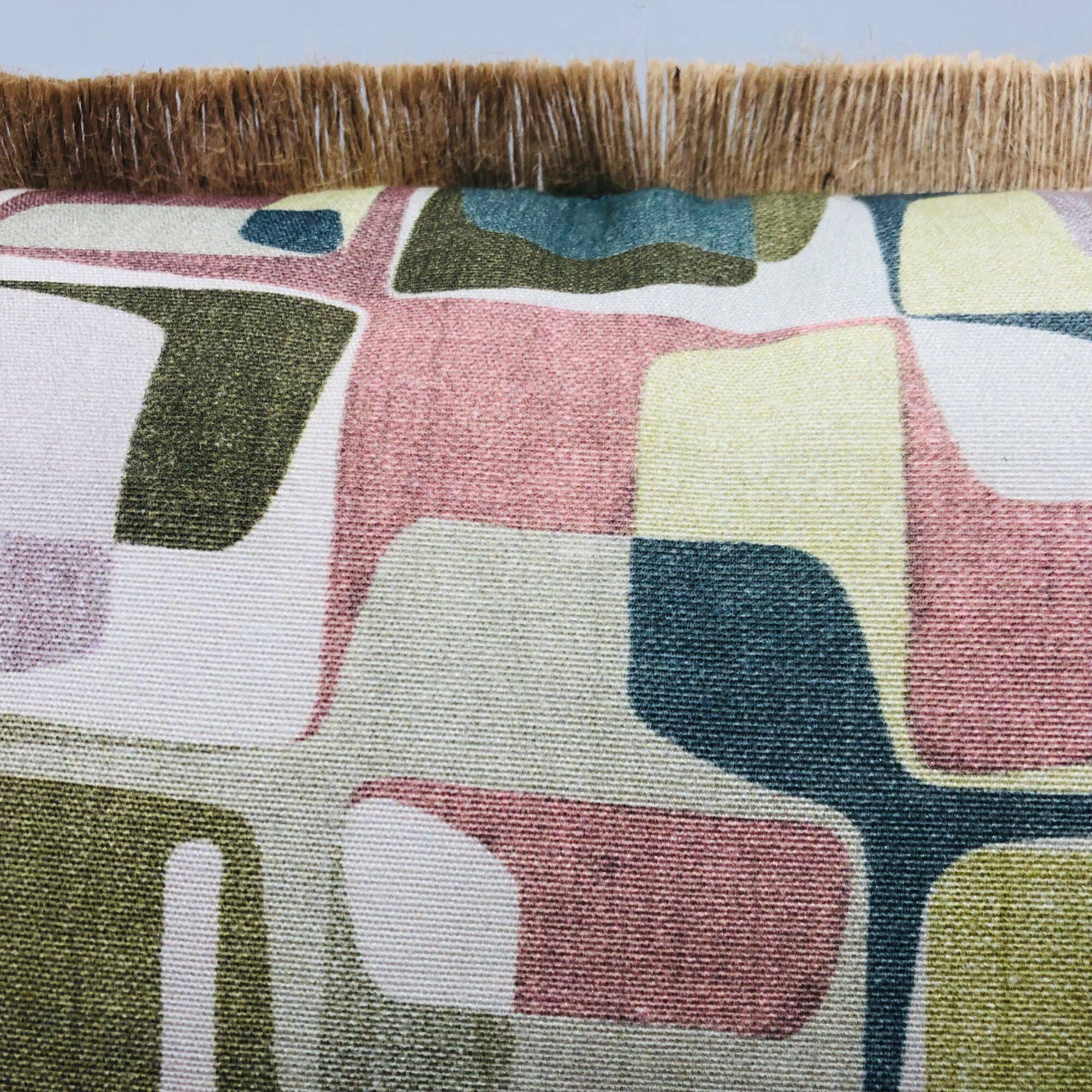 Rectangular cushion, cover and insert. Model "Erica".