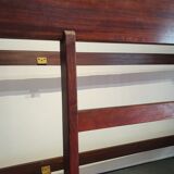 Twin/bunk beds
