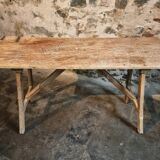 Table de toilette ou bureau d'écriture français ancien en châtaignier et peuplier, vers 1900