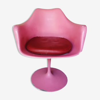 Tulip armchair by Eero Saarinen Knoll edition