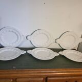 Plates with handles