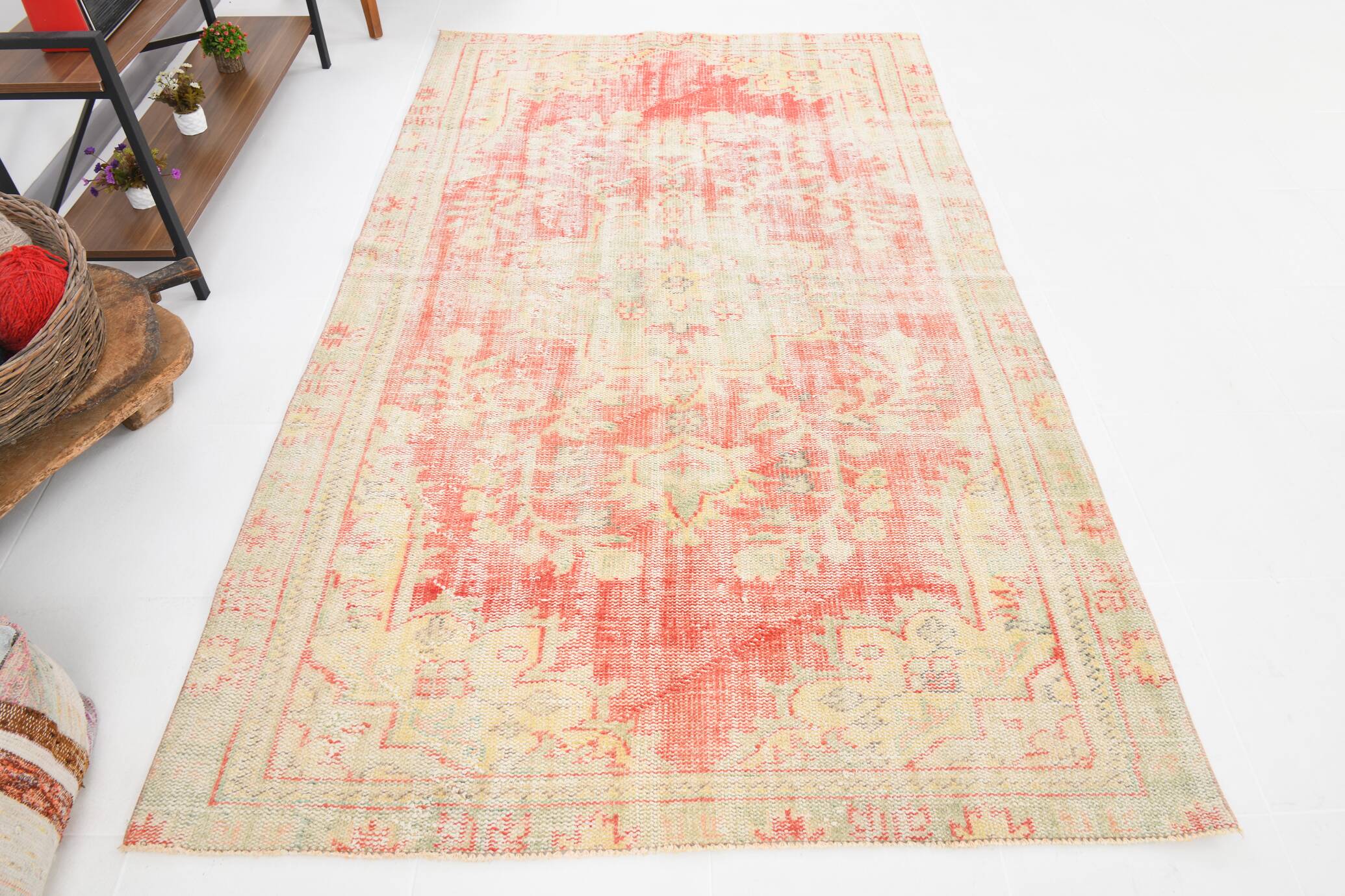 5x8 Cream & Red Turkish Vintage Rug 153x256Cm SK 20384