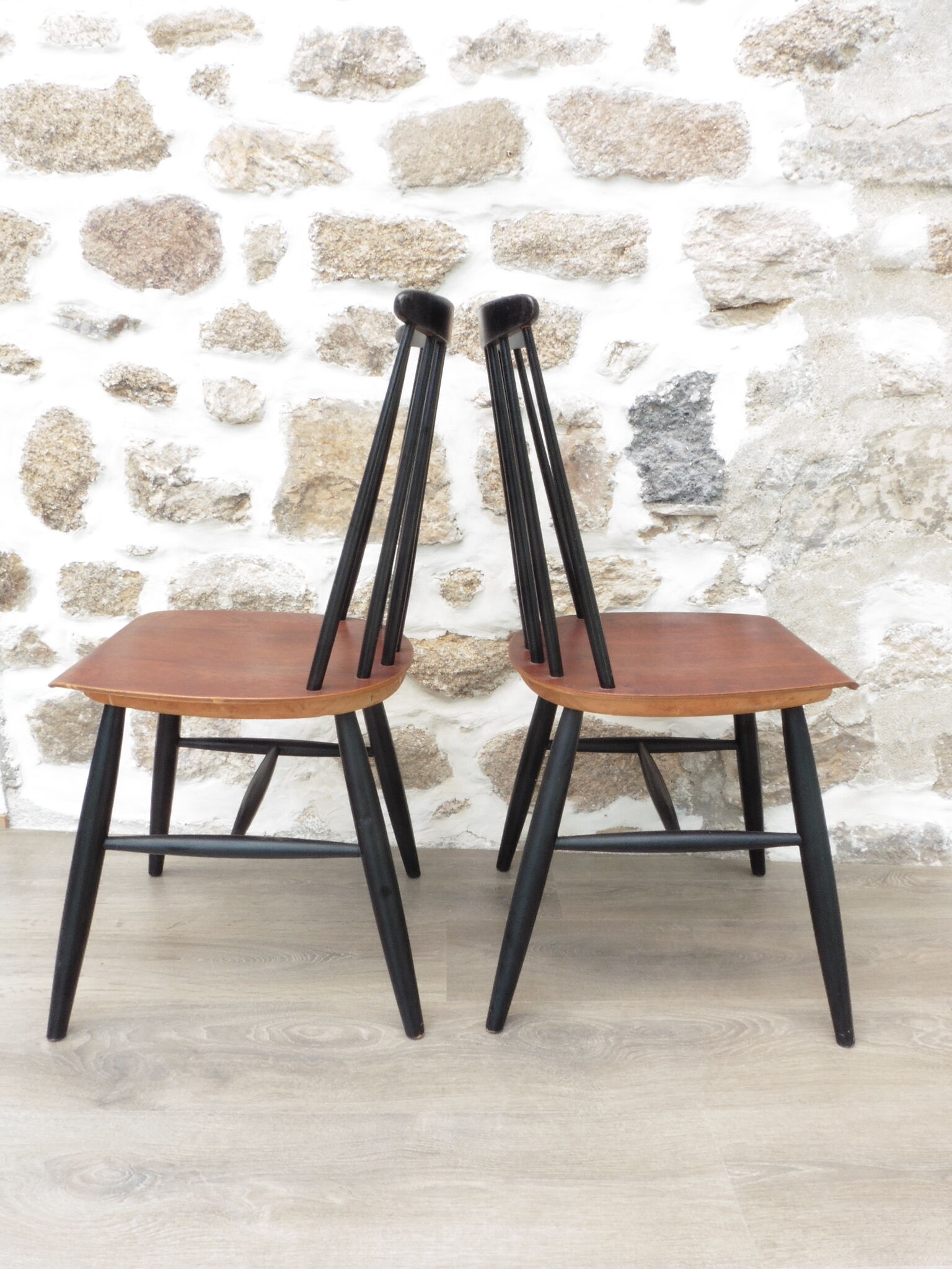 Pair of Fanett Tapiovaara chairs