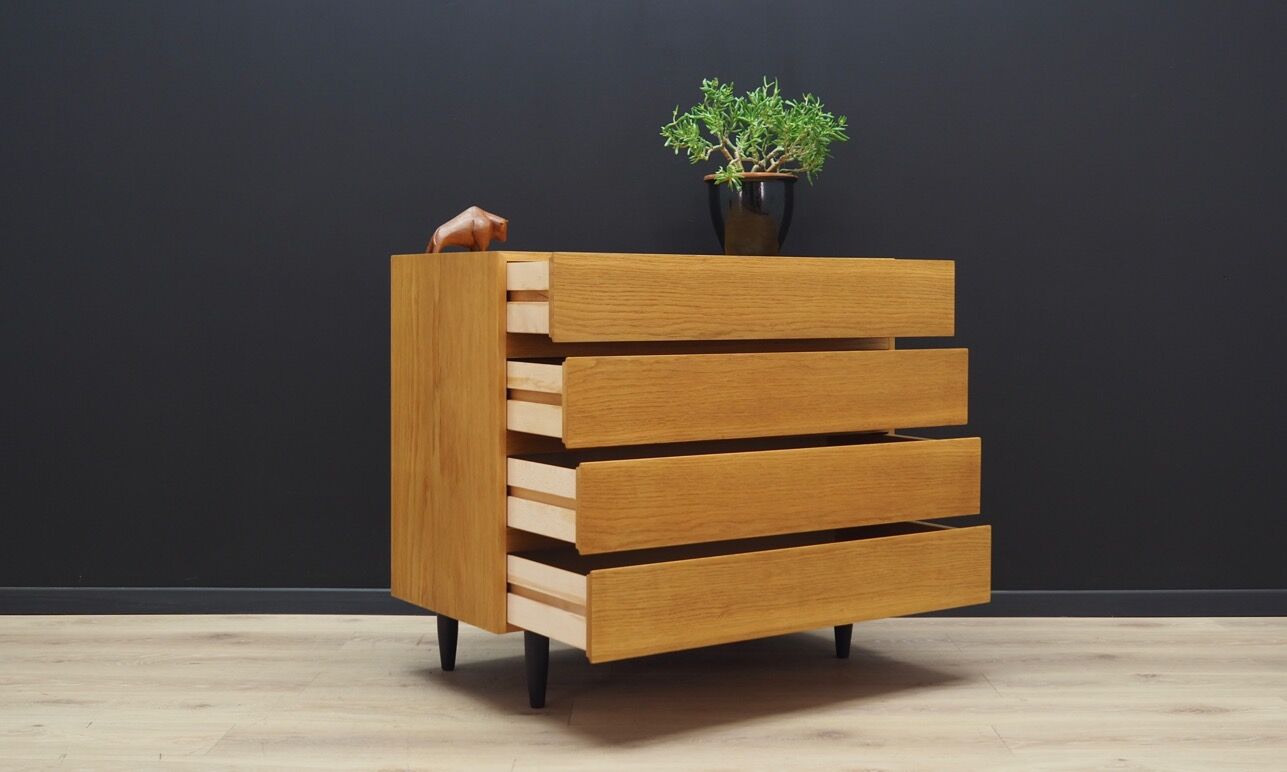 Vinde chest of drawers