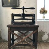 1930s binding press