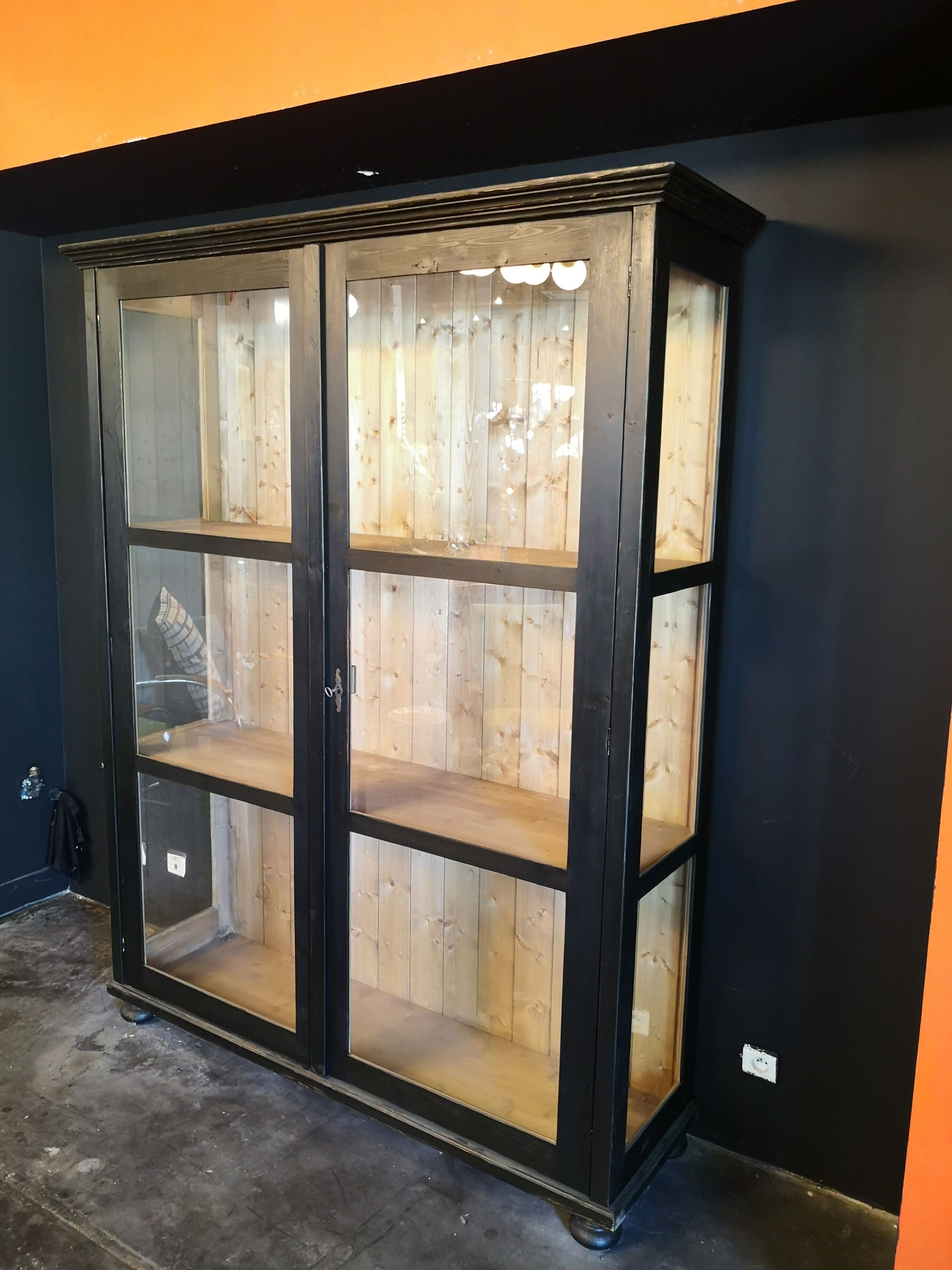 Large glazed Parisian wardrobe, showcase.