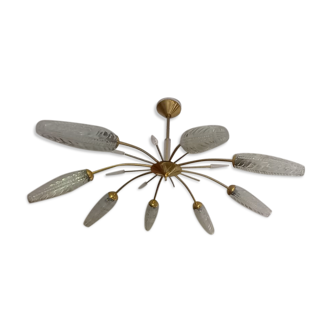 Suspension 60s to 8 lights brass and molded glass