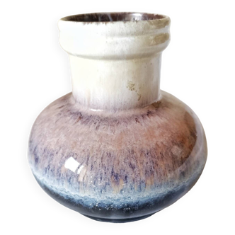 Vase strehla en céramique