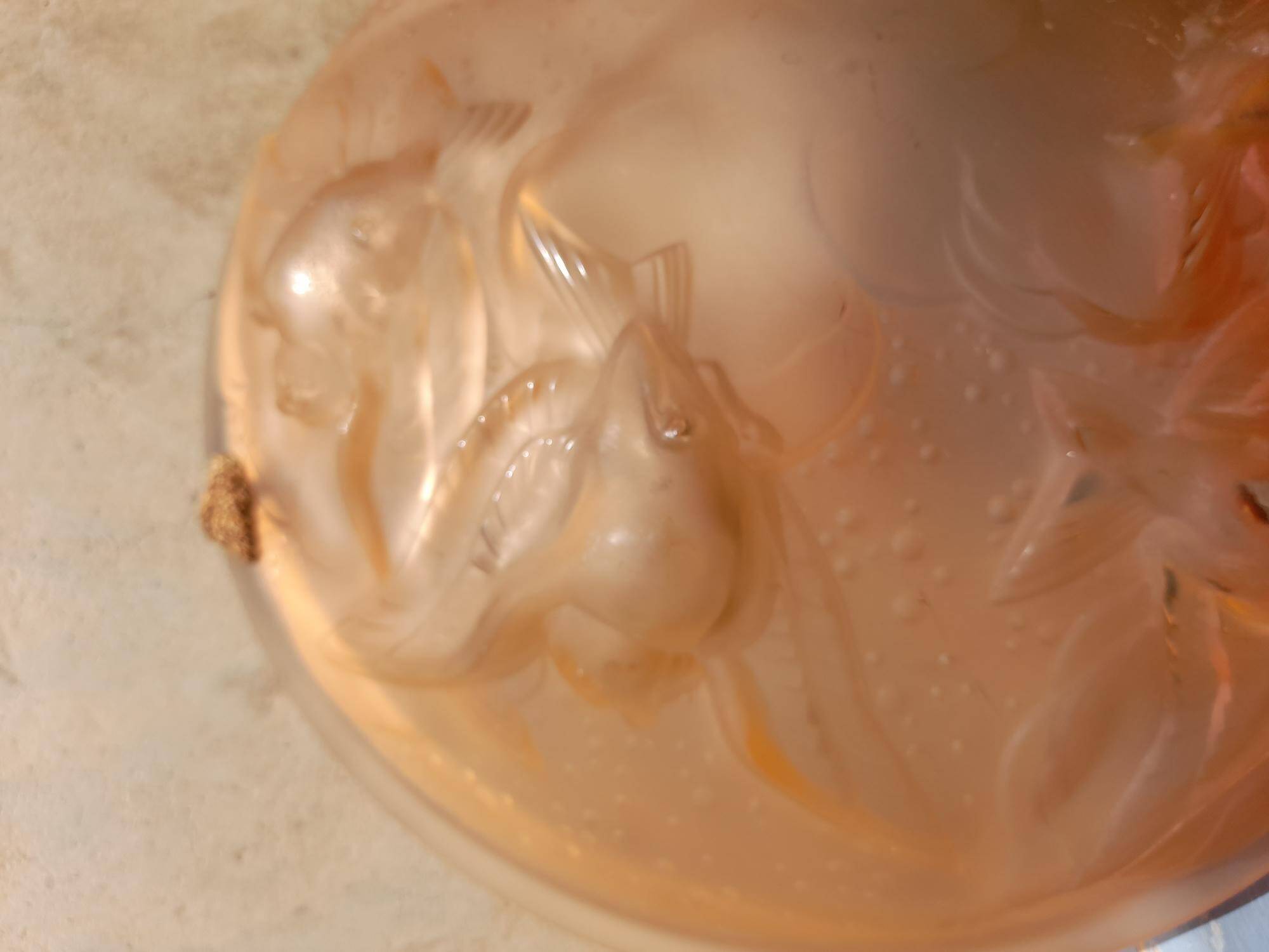 Glass paste lustre, pink