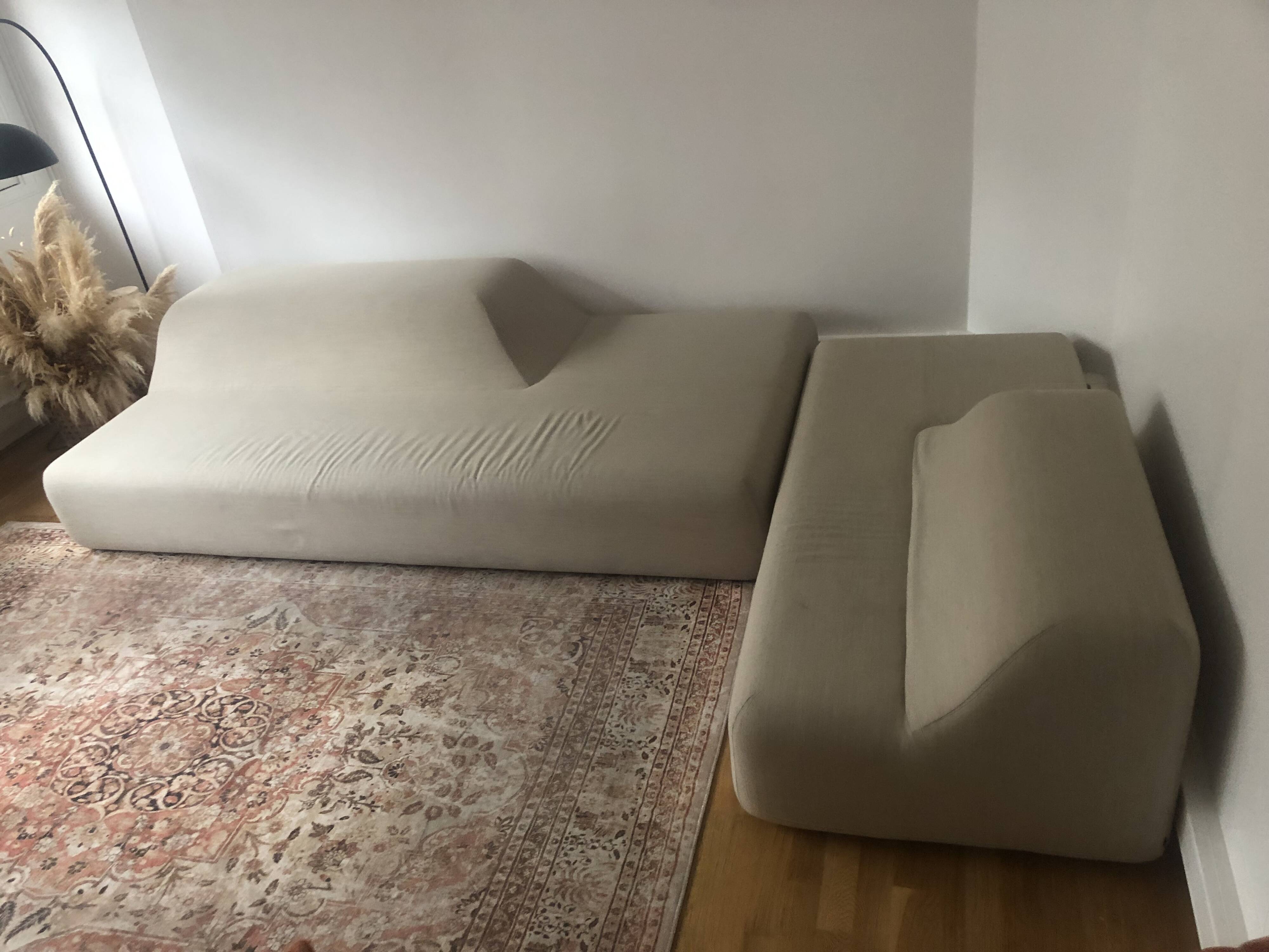 Set of 2 season viccarbe benches