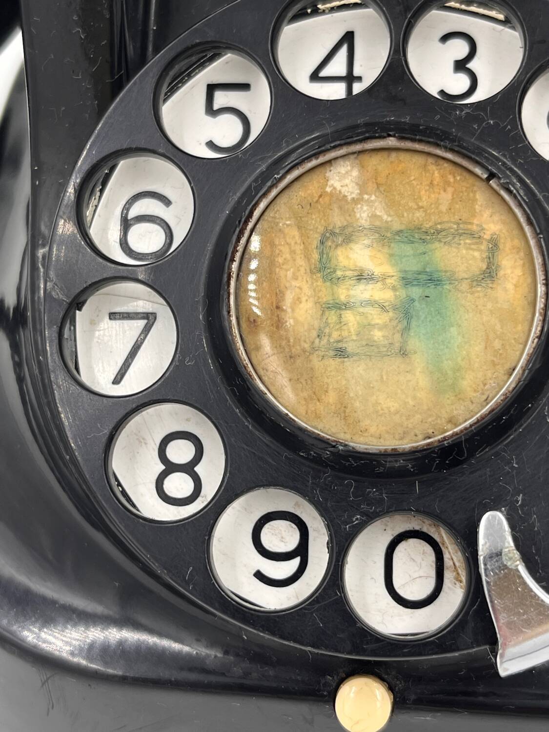 Bakelite phone
