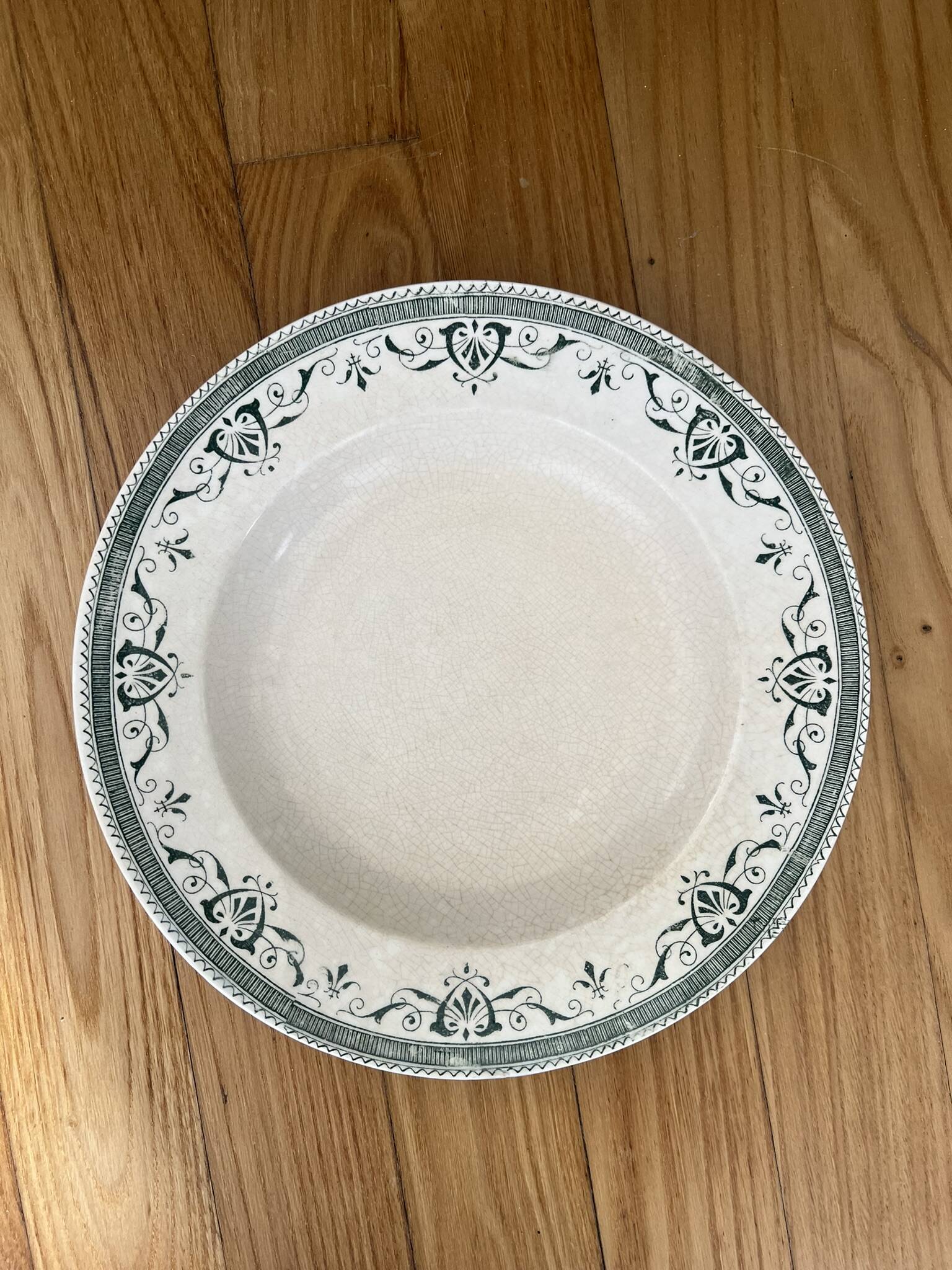 Deep plates made of ironstone