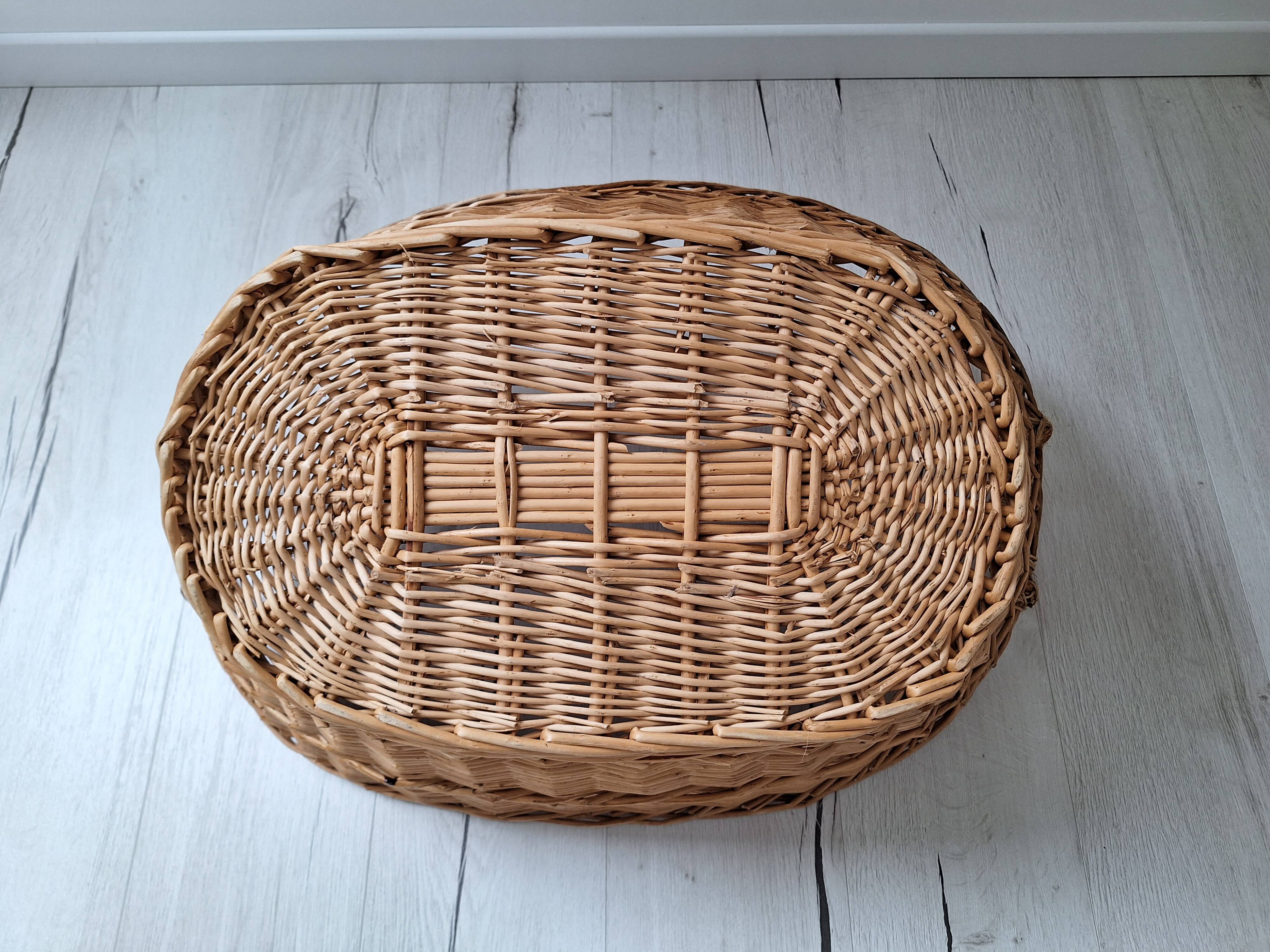 Wicker basket / basket