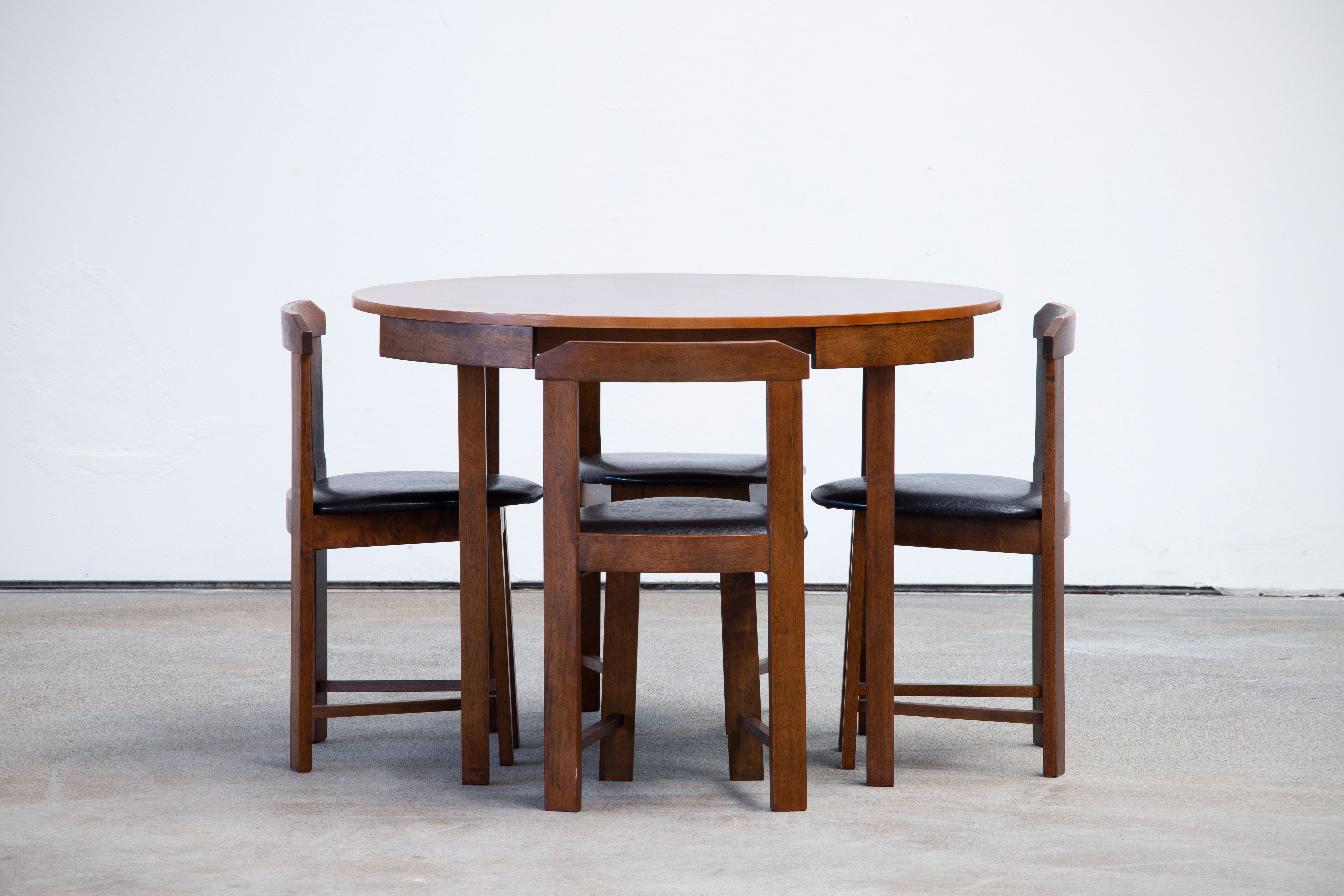 Table set and built-in chairs (x4) Vintage Scandinavian 1960