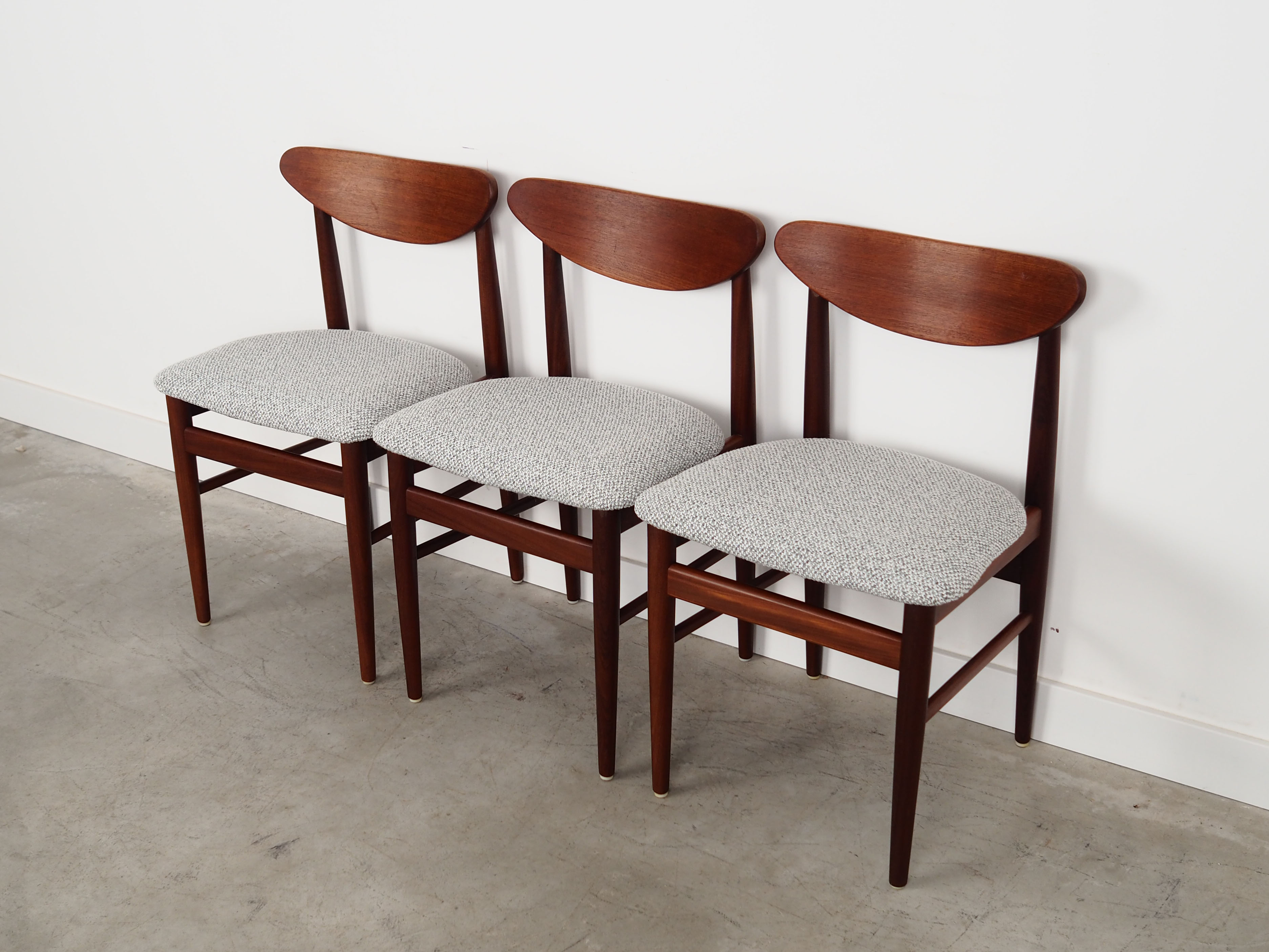 Set of three teak chairs, danish design, 1970s