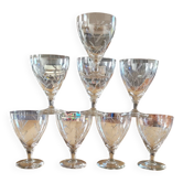 8 verres à pied anciens en verre gravé