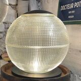 Luminaire Holophane sur socle