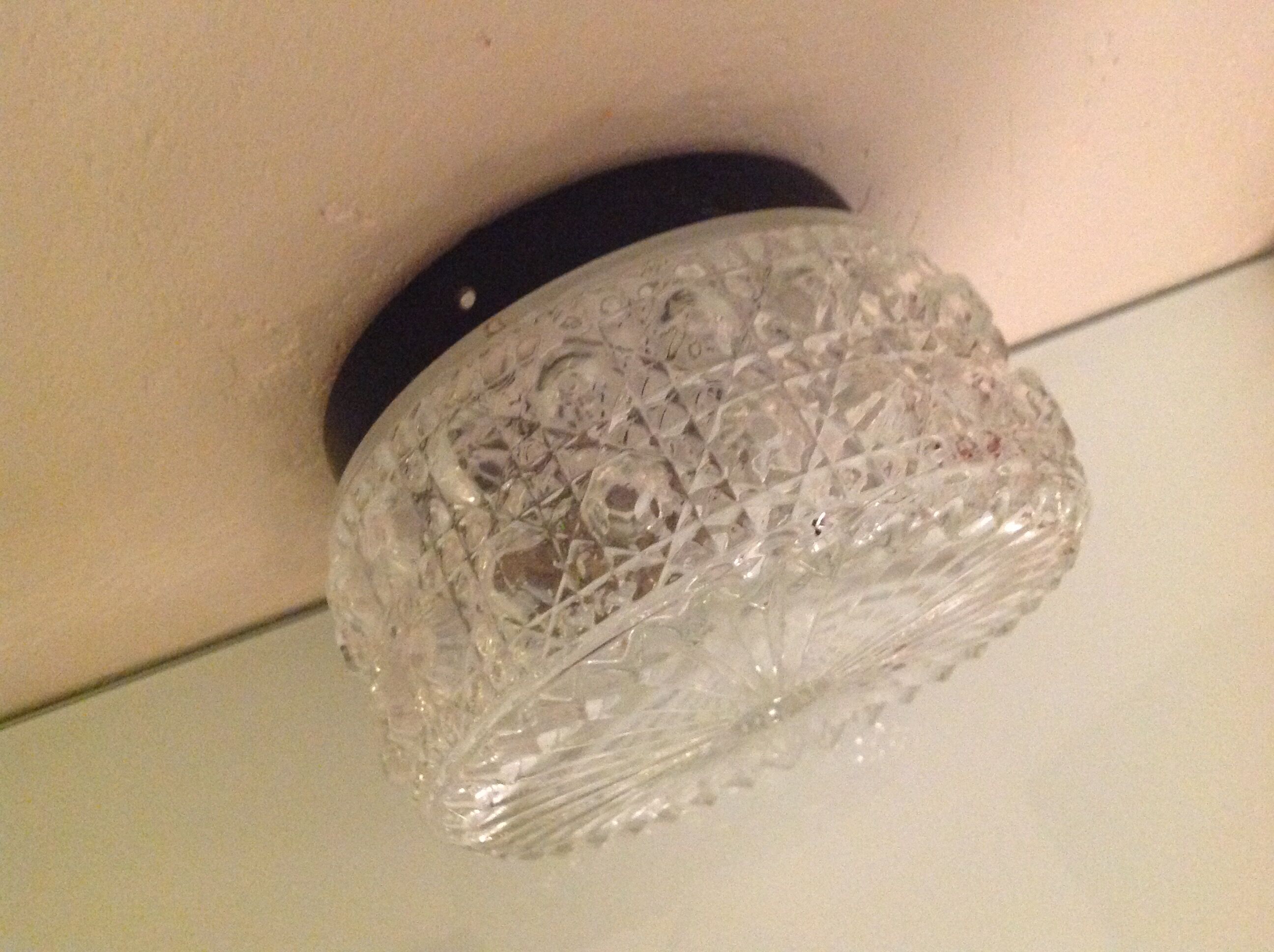Round ceiling light glass, ground edge diamond
