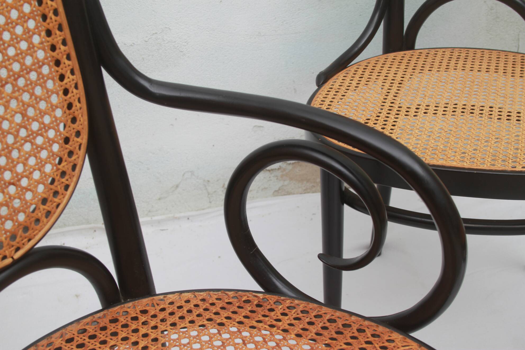 Set of 6 chairs by Thonet 207 R