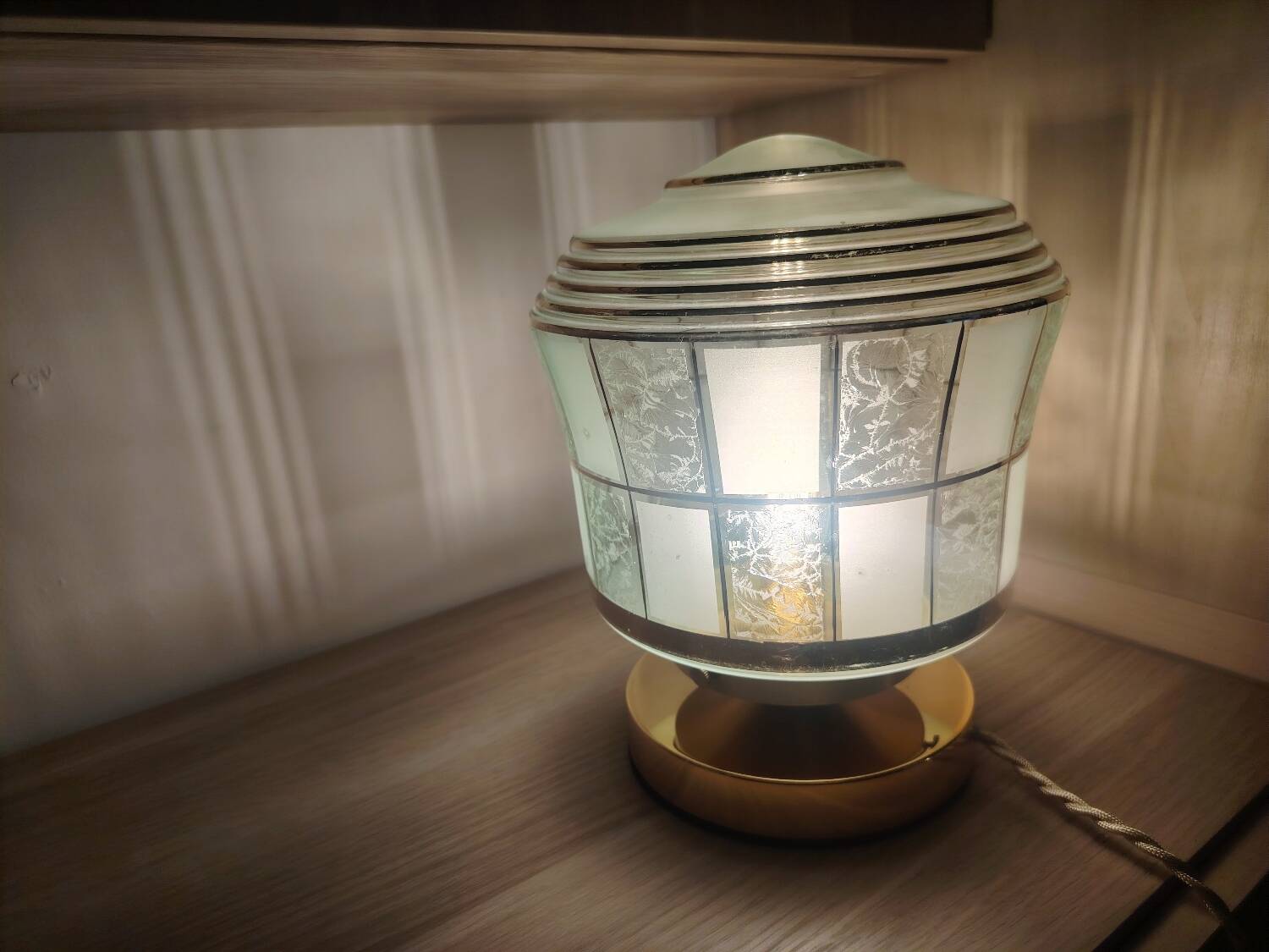 Art Deco glass lamp with touch control