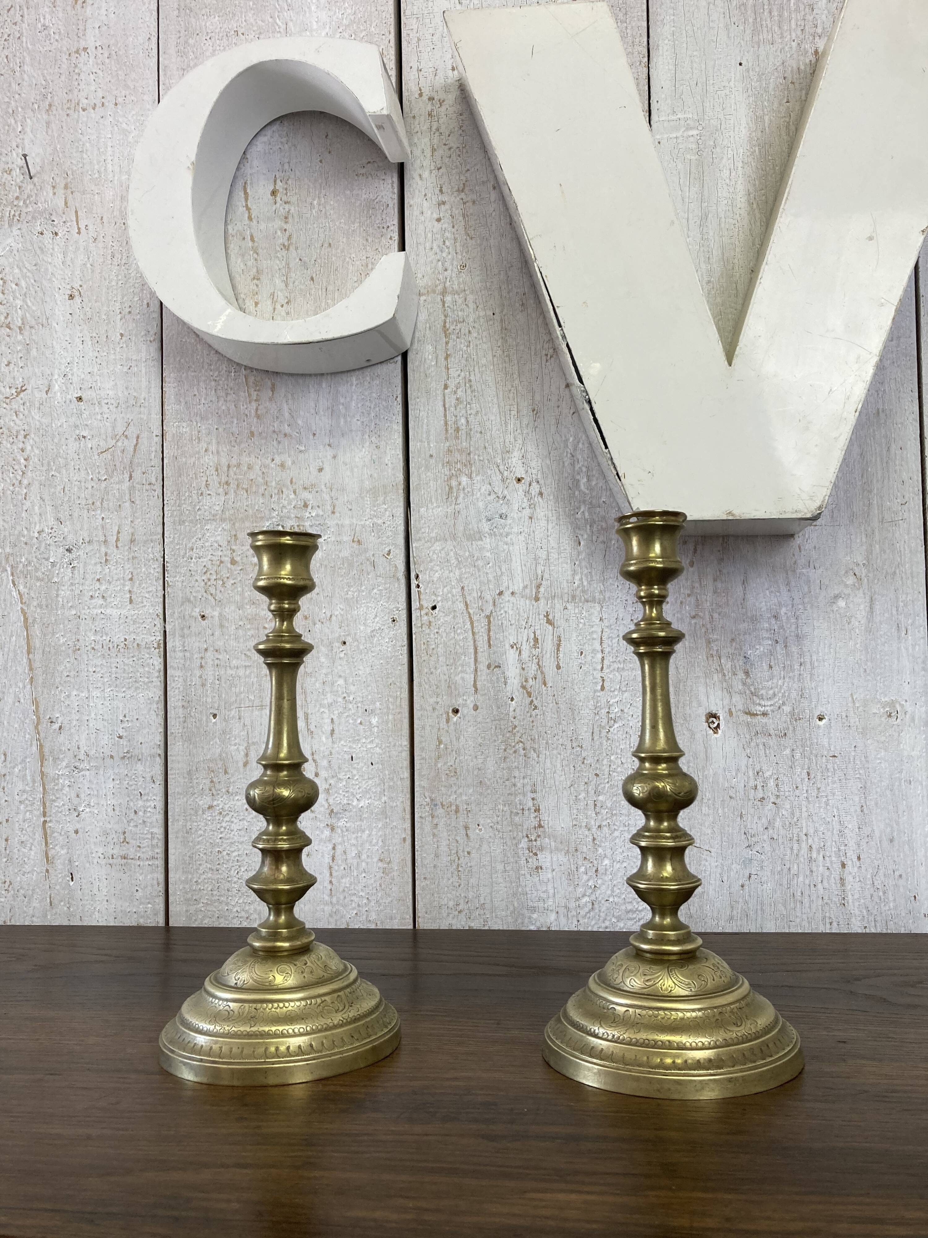 Pair of candlesticks