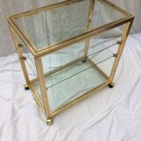 Pierre Vandel serving table