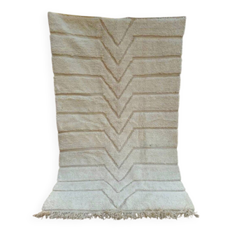 Tapis bnni ouarin fait a la main traditionnelle taille 250x150cm