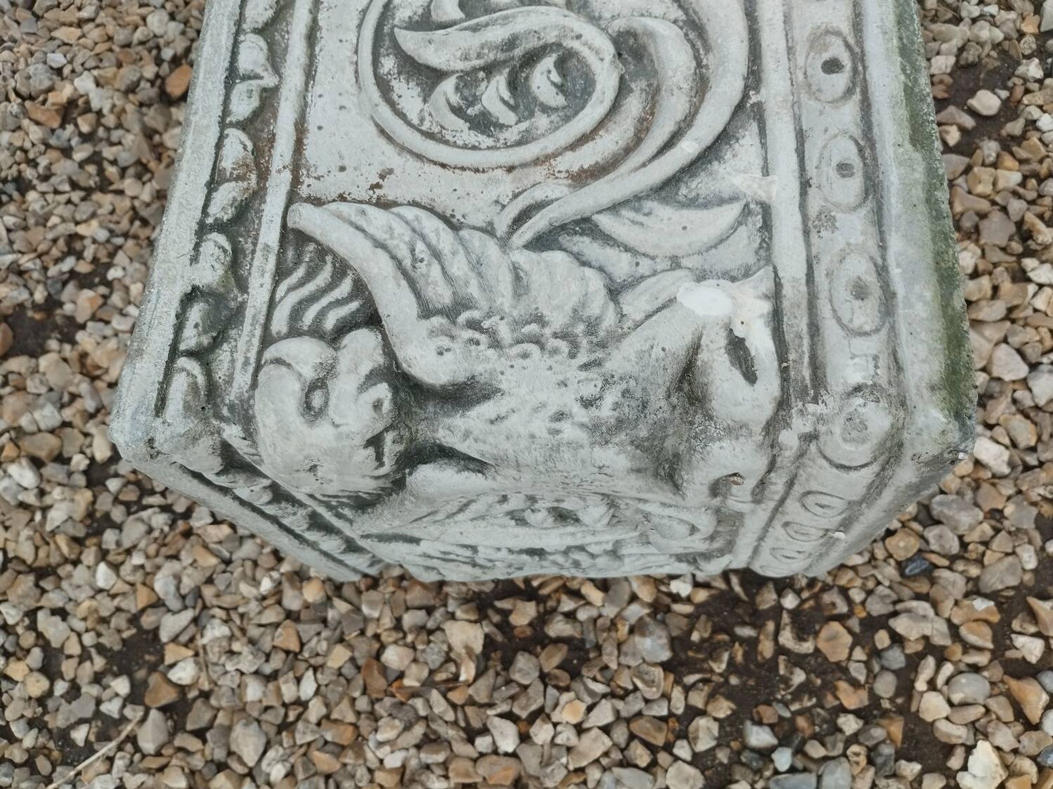 Paire de Médicis jardinières en pierre ancienne
