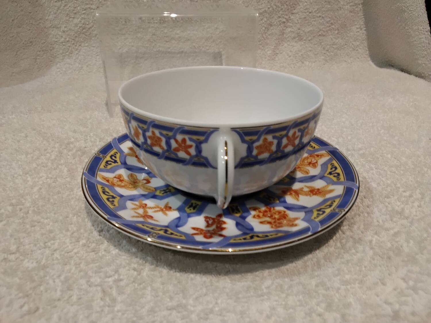 Tasse et sous tasse à dejeuner 35cl porcelaine Christofle ginkgo bleu