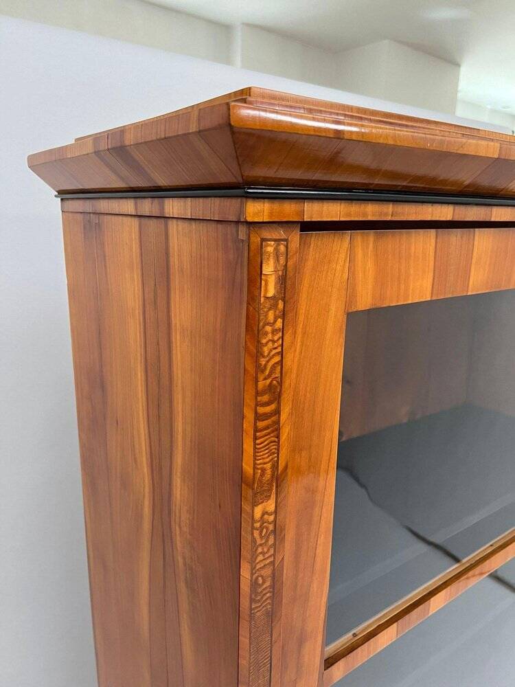 Biedermeier Display Cabinet in Cherry Veneer, Ash Burl, Austria, 1820s