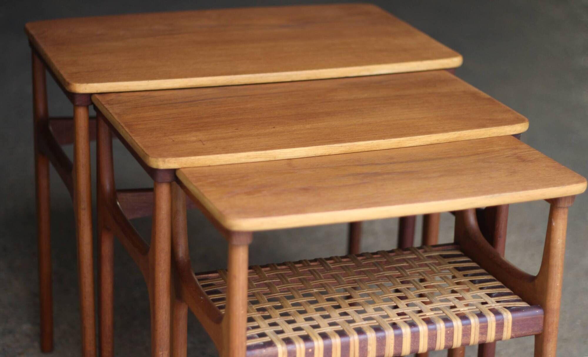 LACOSTE succession: Scandinavian nesting tables signed by Erling Torvits.