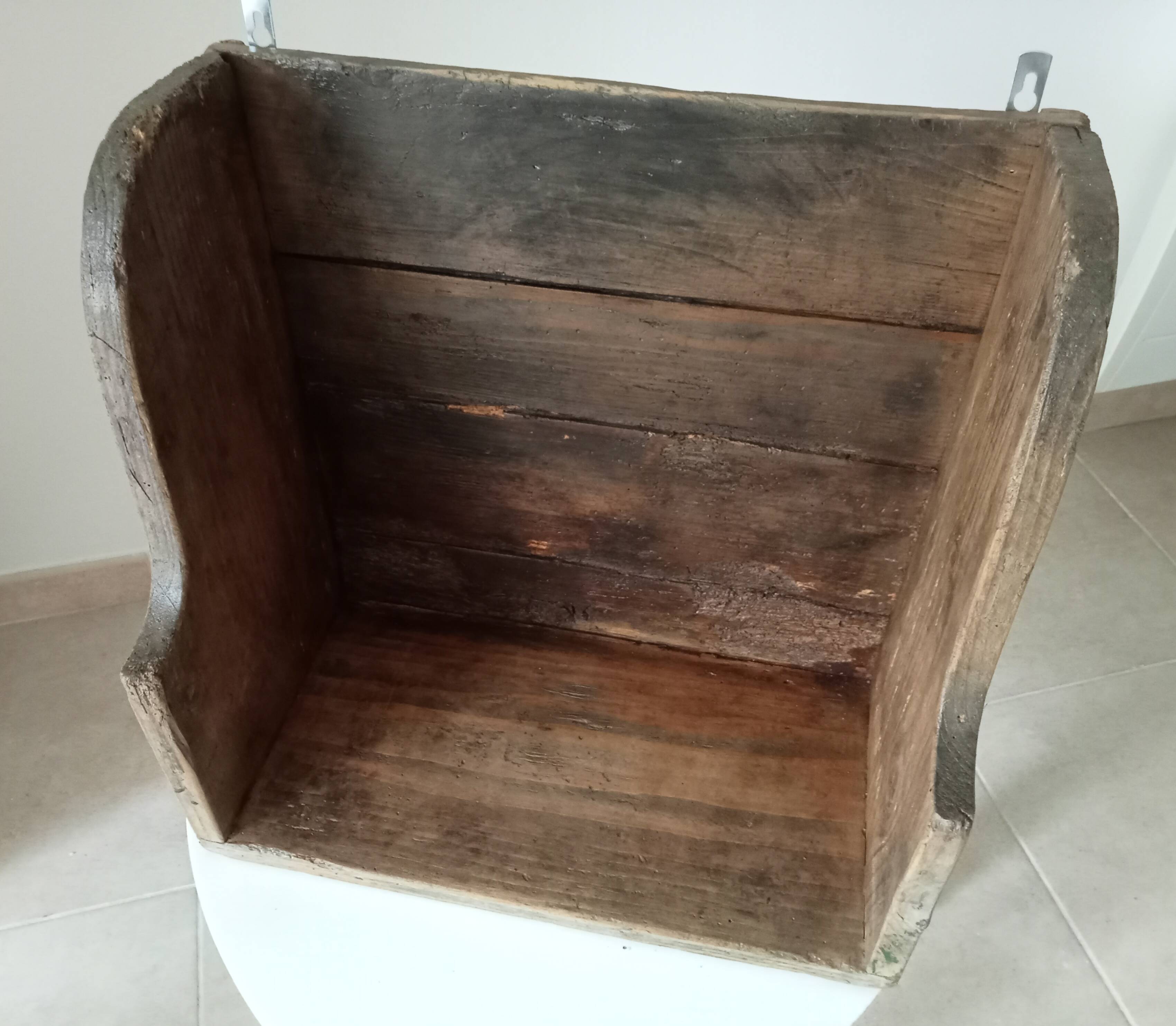 Old wall shelf Triolot