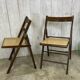 Paire de chaises pliantes avec cannage