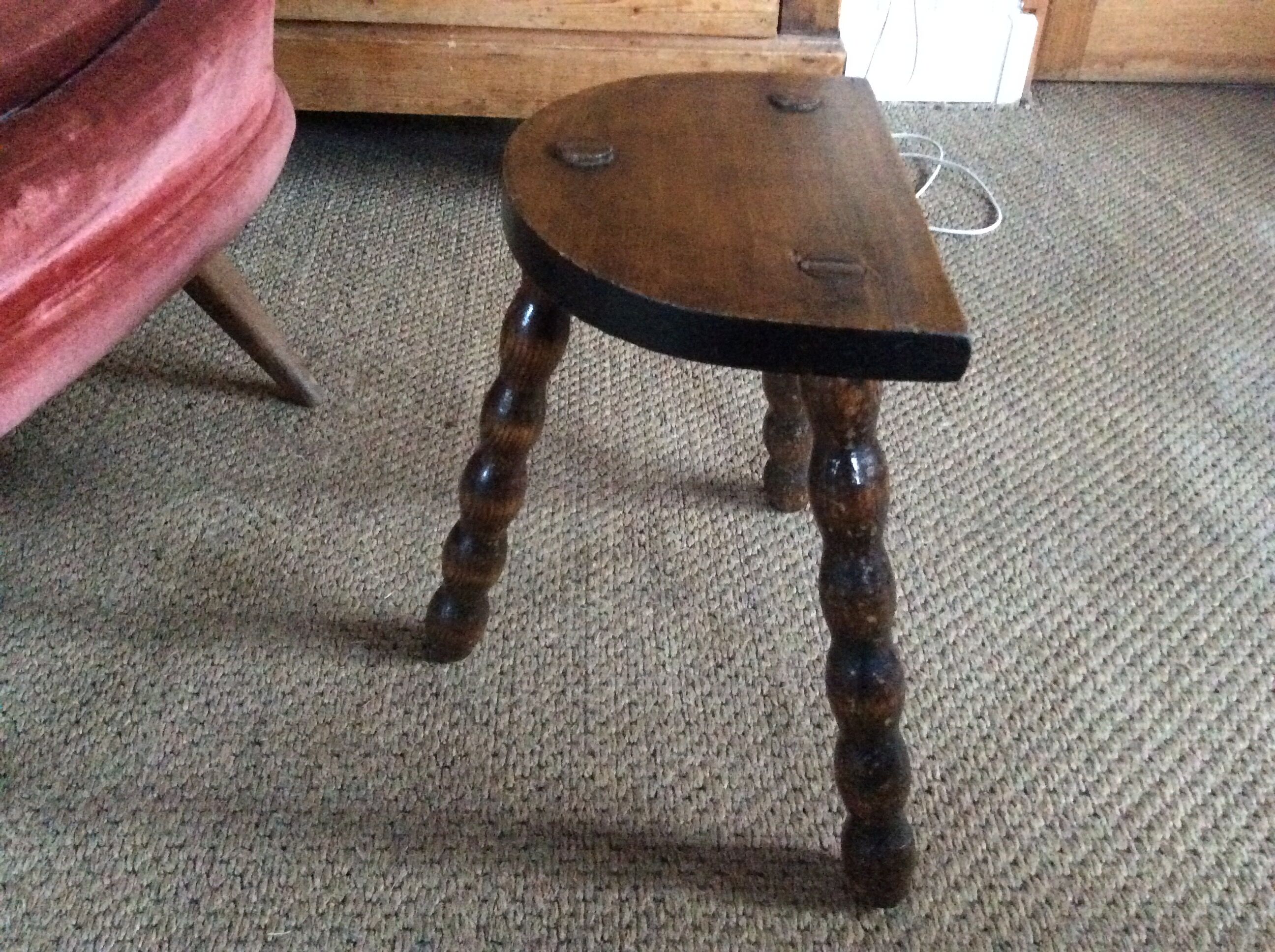 Tripod stool