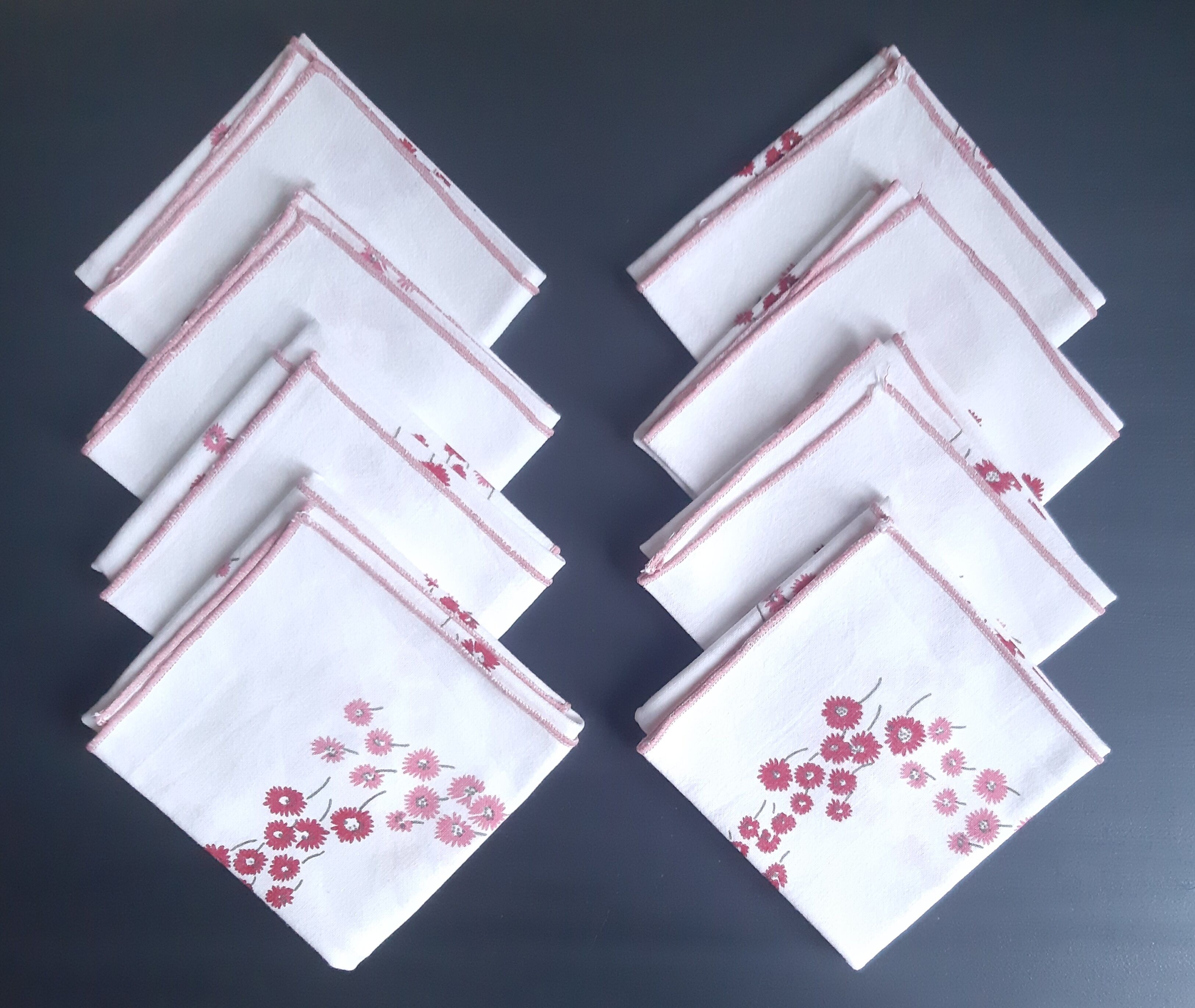 Towels/ 8 towels