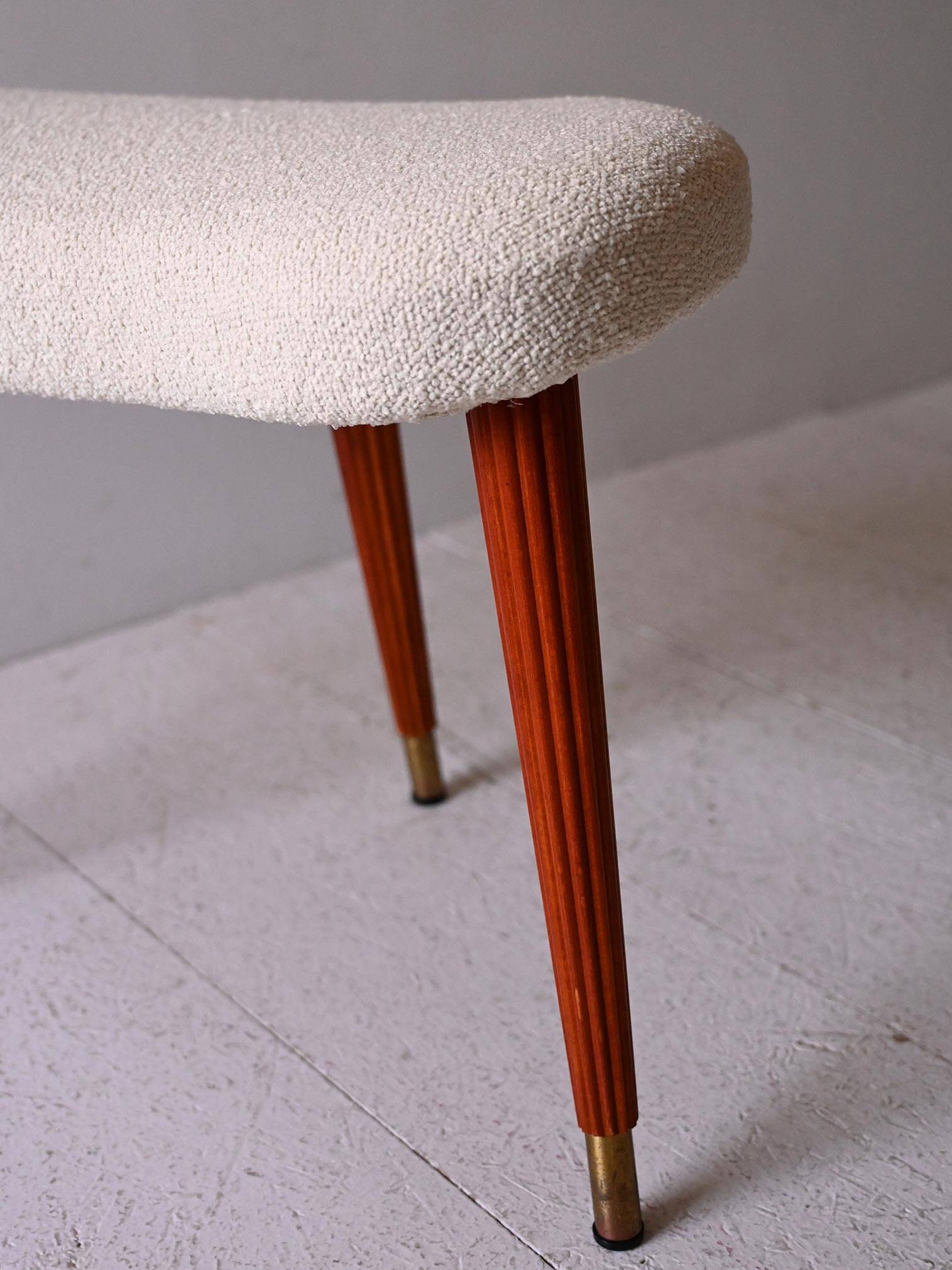 Tabouret suédois des années 1940 avec pieds en acajou