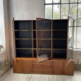 Mahey bookcase in elm and XXL brass