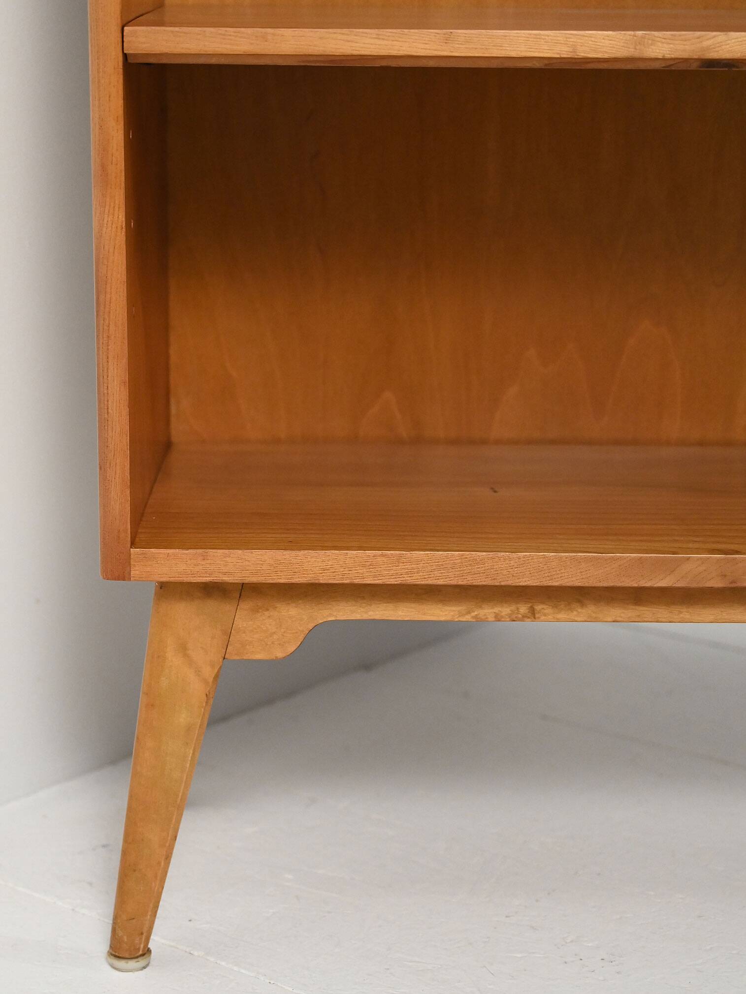 Scandinavian library in elm from the 1950s.