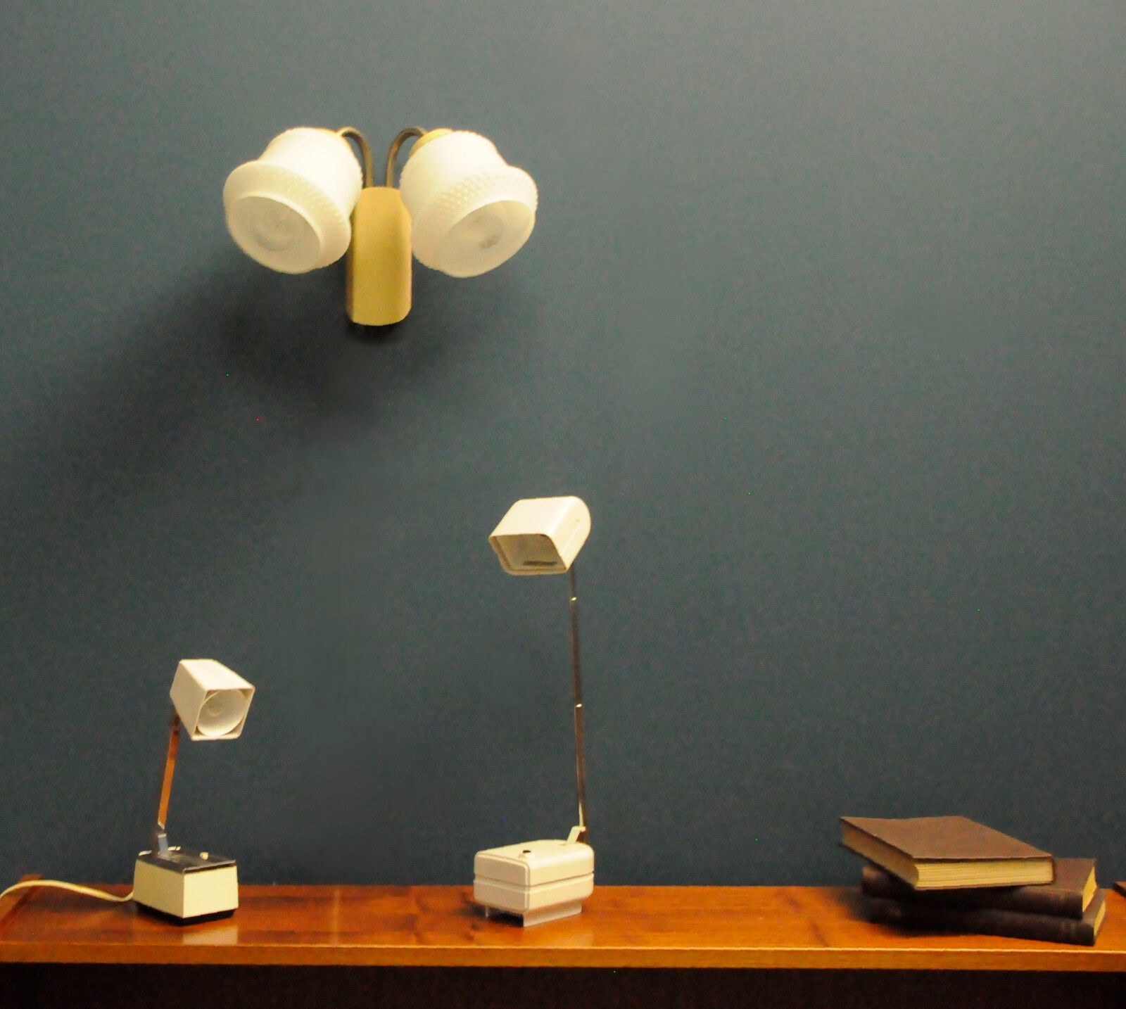 Scandinavian design wall lamp