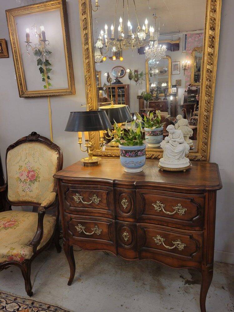 Louis XV crossbow commode