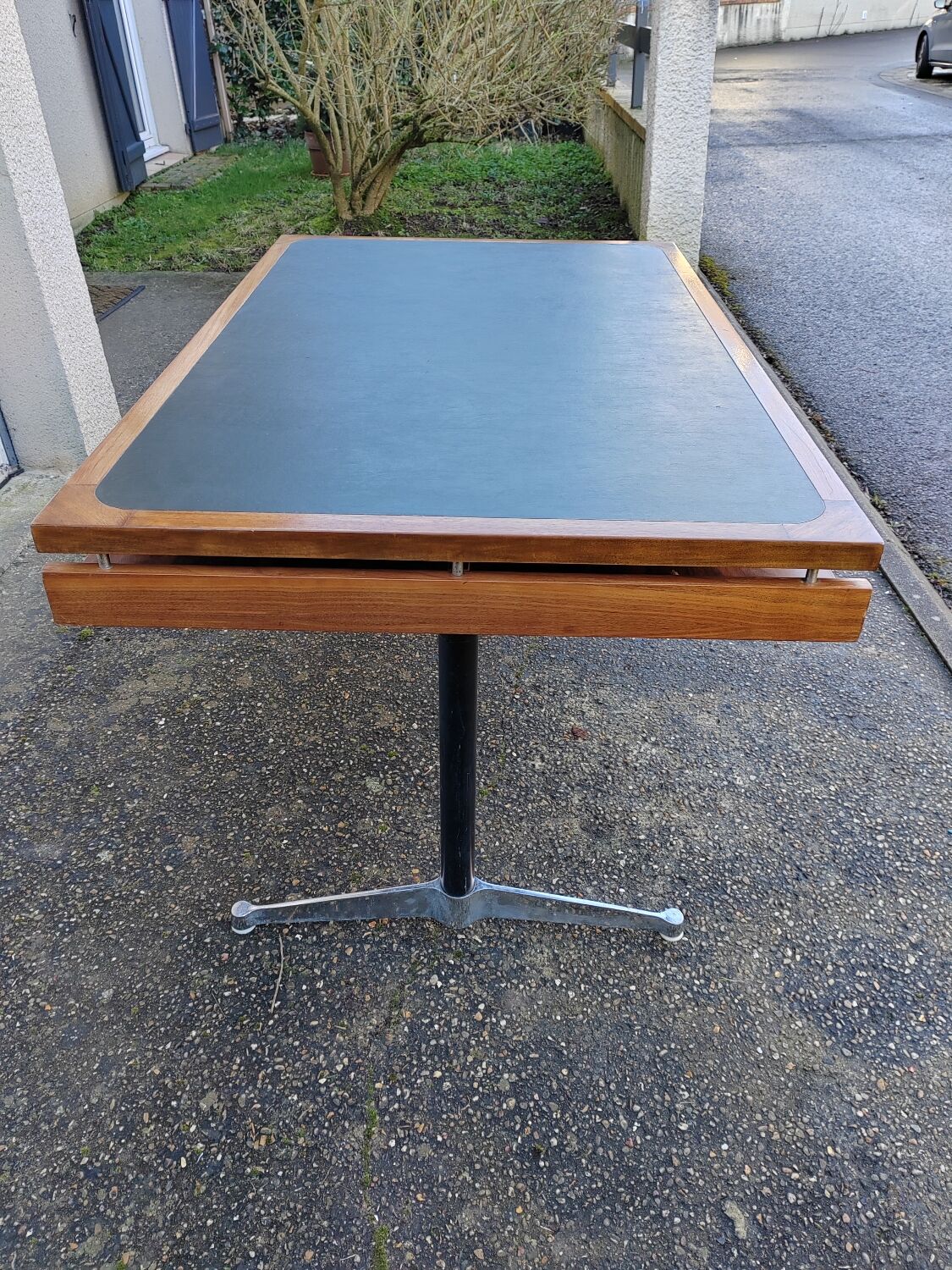 Herman Miller Eames and Eieimann desk