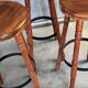 Trio de tabourets de bar en bois Bernkop